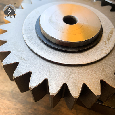 Escavatore Swing Gear Assembly di Lizuan R305-7 R335-7